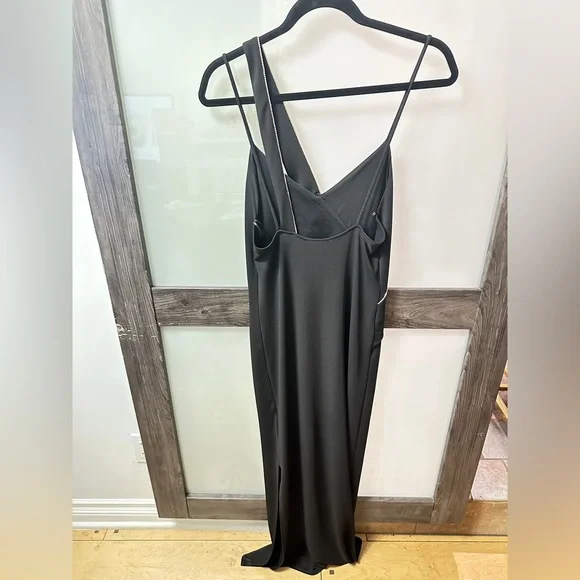 Zara Black Maxi Formal Dress with Silver Embellished Accent - Picture 4 of 5